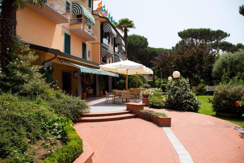 Hotel Gemma Del Mare Marina di Pietrasanta Exterior foto